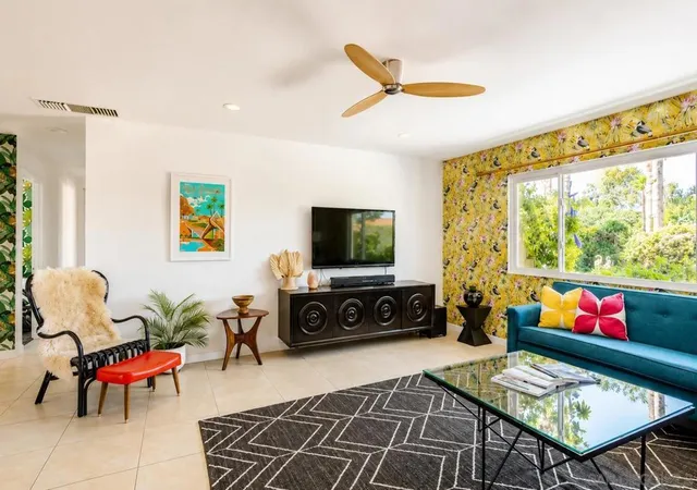 5th image of 1318 E Via Escuela, Palm Springs, CA 92262 | MLS# 260012960SD