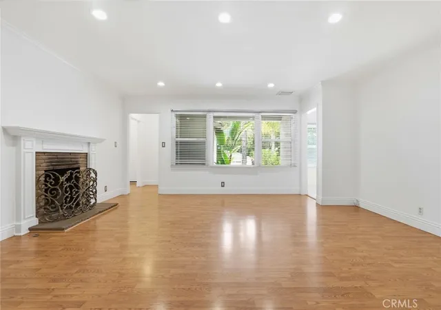5th image of 5027 Rigoletto St, Woodland Hills, CA 91364 | MLS# SR26115936