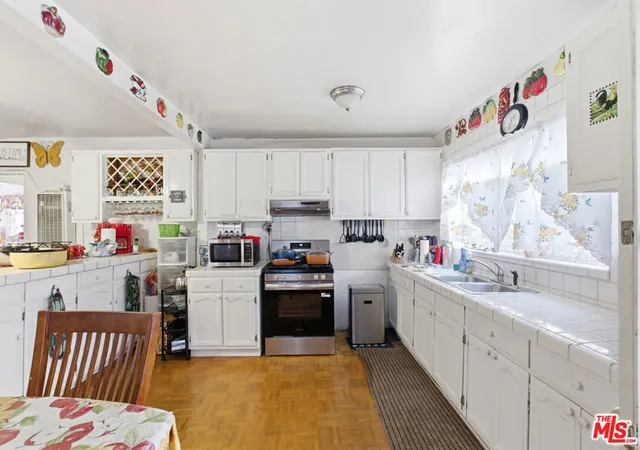 18th image of 4430 Arlington Ave, Los Angeles, CA 90043 | MLS# 26837953