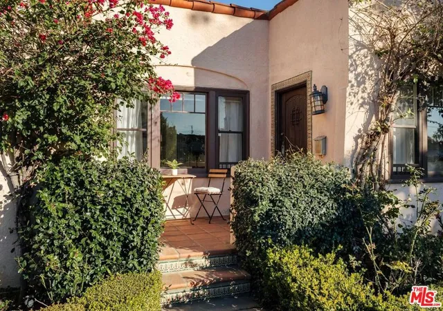 1st image of 428 N Alta Vista Blvd, Los Angeles, CA 90036 | MLS# 26830245