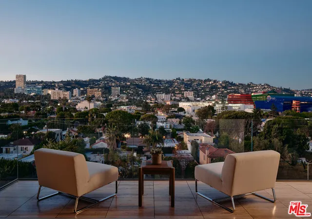 2nd image of 8899 Beverly Blvd #6BE, Los Angeles, CA 90048 | MLS# 26839977