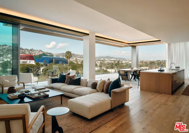 3rd image of 8899 Beverly Blvd #6BE, West Hollywood, CA 90048 | MLS# 26839977