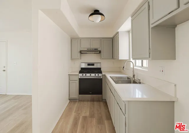 1st image of 8624 S Main St, Los Angeles, CA 90003 | MLS# 26838969