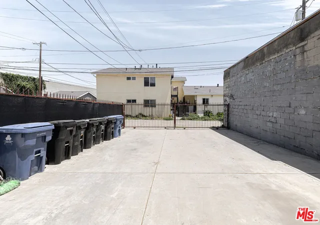 37th image of 8624 S Main St, Los Angeles, CA 90003 | MLS# 26838969