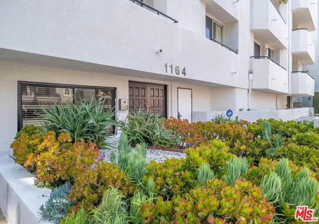 1st image of 1164 Wellesley Ave #204, Los Angeles, CA 90049 | MLS# 26832005
