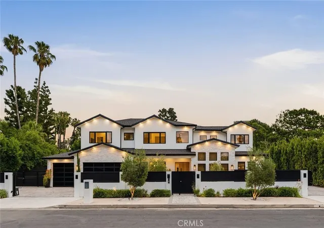 1st image of 5414 Genesta, Encino, CA 91316 | MLS# SR26116204