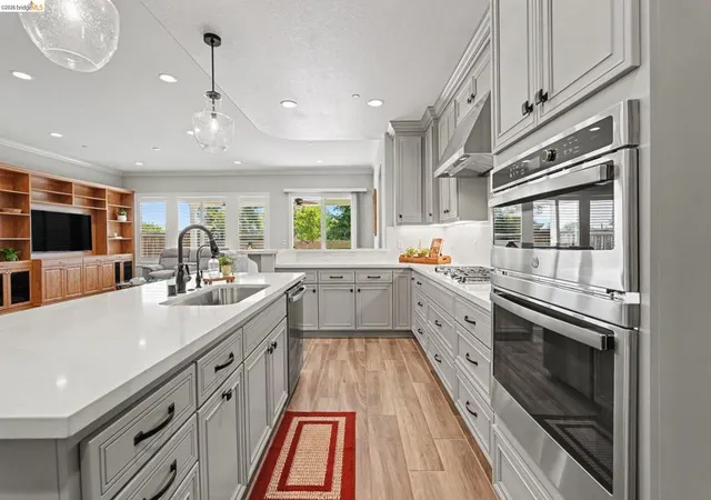 Photo 2 of Single family home for sale at 1696 Provence Ln, Brentwood, CA 94513 | MLS# 41136385 | Listing updated on 2026-09-10