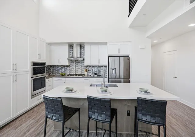 3rd image of 2420 Community, San Diego, CA 92108