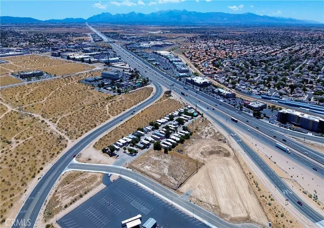 4th image of 1 Locust Rd, Hesperia, CA 92345 | MLS# IG26116286
