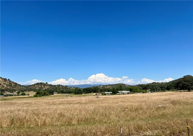 1st image of 0 Hawthorne Ln, Squaw Valley, CA 93675 | MLS# FR26116461