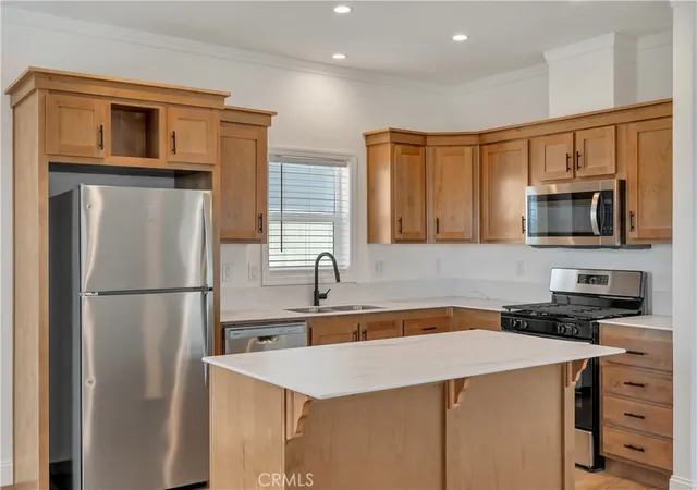 Photo 3 of Manufactured home for sale at 4333 Pentz Rd #31, Paradise, CA 95969 | MLS# SN26116506 | Listing updated on 2026-06-14