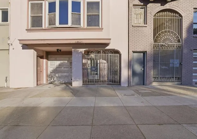 3rd image of 616618 Masonic Ave, San Francisco, CA 94117 | MLS# ML82049001
