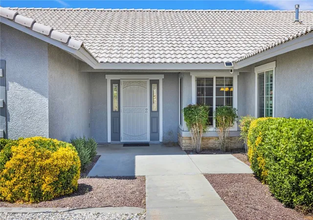 4th image of 20134 Skyline Ranch Dr, Apple Valley, CA 92308 | MLS# HD26115954