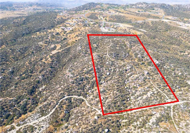 2nd image of 12 Venus Dr, Nuevo, CA 92567 | MLS# CV26104993