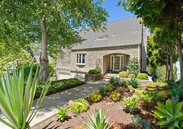 Photo 2 of Sale Pending at 117 Moore Crk Rd, Santa Cruz, CA 95060 | MLS# ML82049016 | Listing updated on 2026-09-20