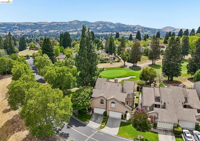 Photo 3 of Townhouse for sale at 1251 Cyn Side Ave, San Ramon, CA 94582 | MLS# 41136423 | Listing updated on 2026-09-13