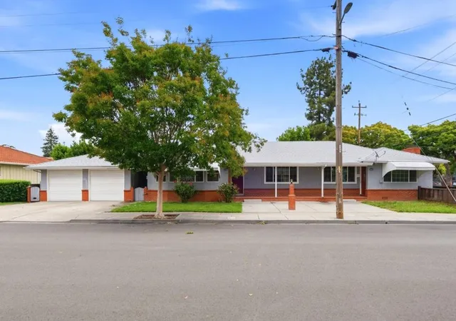 Homes for sale in Hayward, CA | 22596 Norwood Dr, Hayward, CA 94541 | MLS# ML82049025