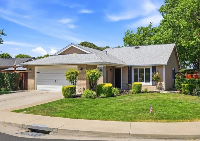 Homes for sale in Livermore, CA | 1780 Honeysuckle Rd, Livermore, CA 94551 | MLS# ML82044645