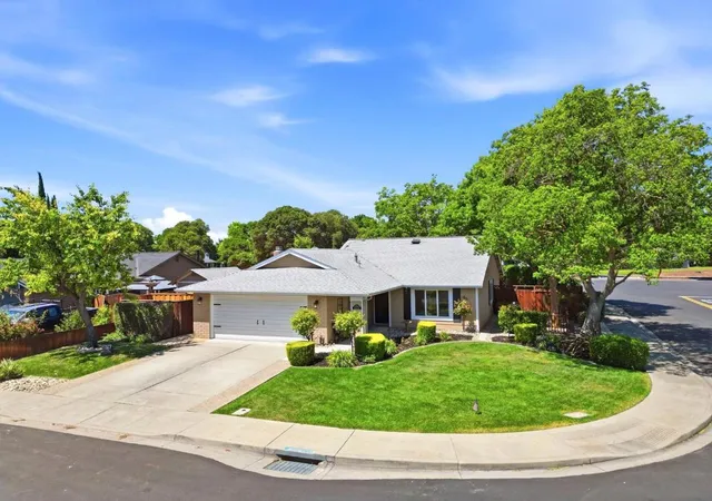 Homes for sale in Livermore, CA | 1780 Honeysuckle Rd, Livermore, CA 94551 | MLS# ML82044645