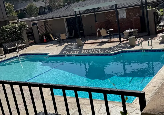 Homes for sale in Orange, CA | 660 Glassell, Orange, CA 92866 | Houzeo