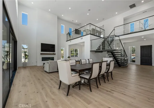 Photo 3 of Single family home for sale at 11091 Woodcrest Ct, Chatsworth, CA 91311 | MLS# SR26116532 | Listing updated on 2026-09-23
