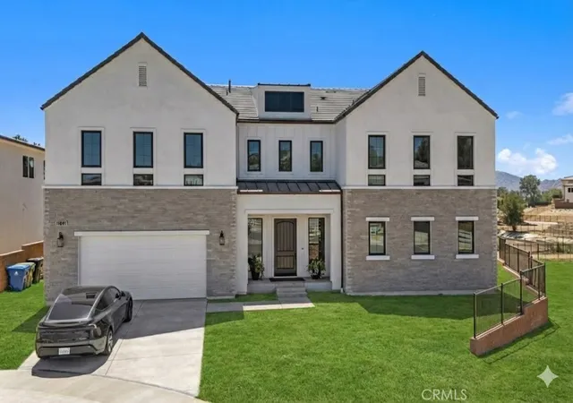 Photo 1 of Single family home for sale at 11091 Woodcrest Ct, Chatsworth, CA 91311 | MLS# SR26116532 | Listing updated on 2026-09-23