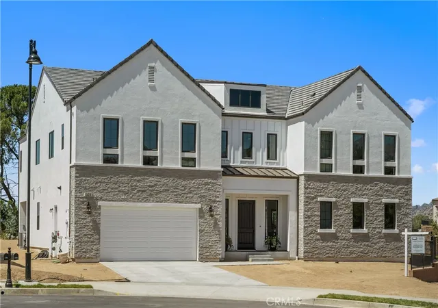 Photo 4 of Single family home for sale at 11091 Woodcrest Ct, Chatsworth, CA 91311 | MLS# SR26116532 | Listing updated on 2026-09-23