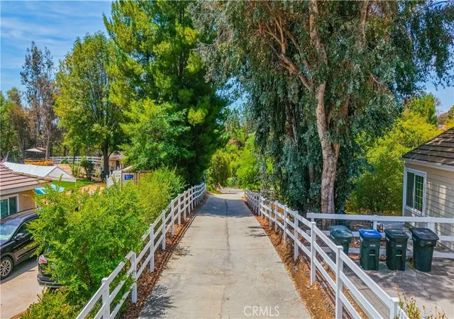Photo 2 of Single family home for sale at 29781 Pasada Rd, Temecula, CA 92591 | MLS# IG26116628 | Listing updated on 2026-09-27