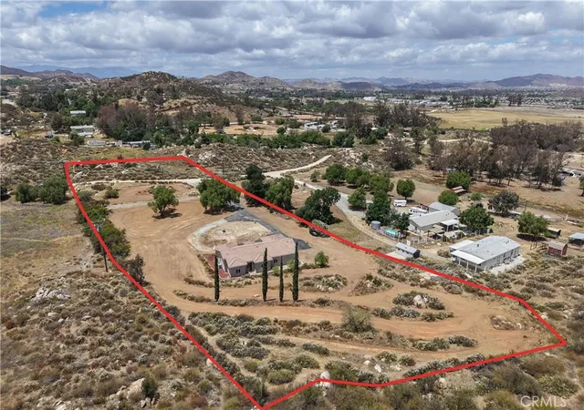 Photo 2 of Single family home for sale at 32700 Cox, Menifee, CA 92584 | MLS# SW26116595 | Listing updated on 2026-09-03