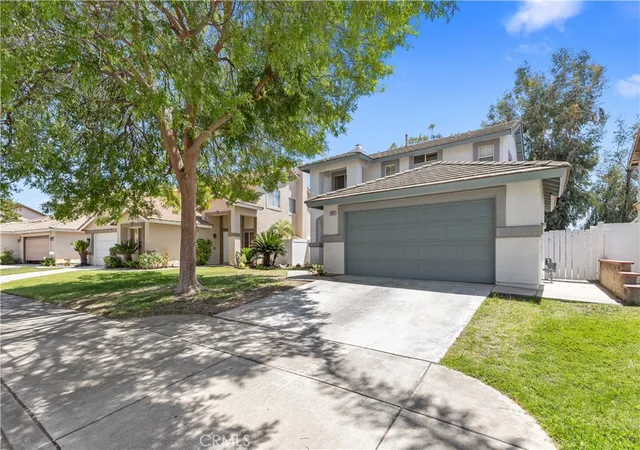 Photo 3 of Sale Pending at 29151 Whitegate Ln, Highland, CA 92346 | MLS# IV26116444 | Listing updated on 2026-07-10