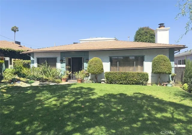 1st image of 530 N Naomi, Burbank, CA 91505 | MLS# SR26116105