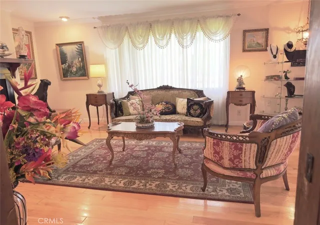 2nd image of 530 N Naomi, Burbank, CA 91505 | MLS# SR26116105