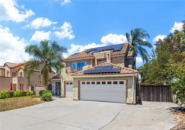 2nd image of 39979 Fairwood Cir, Murrieta, CA 92562 | MLS# SW26116410