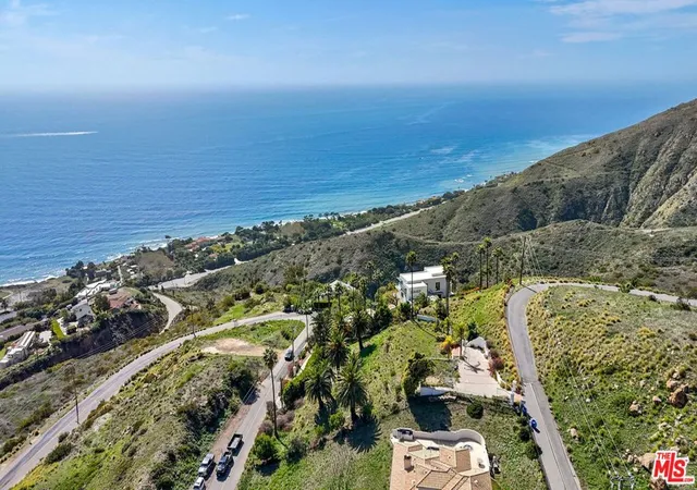 Photo 4 of Land for sale at 4417 Vista Del Preseas, Malibu, CA 90265 | MLS# 26840277 | Listing updated on 2026-07-15