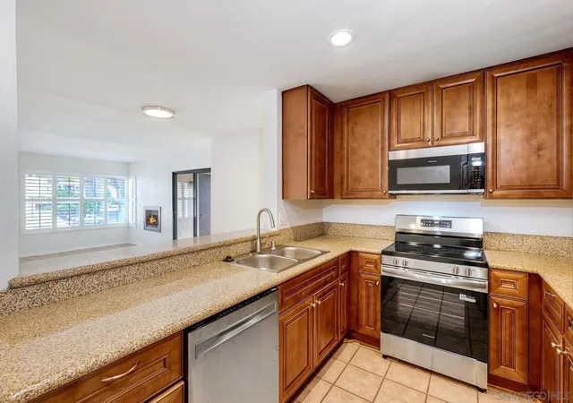 5th image of 6747 Friars, San Diego, CA 92108