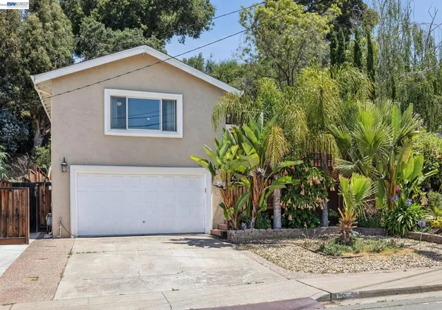 Homes for sale in Union City, CA | 33166 Basswood Ave, Union City, CA 94587 | MLS# 41136476