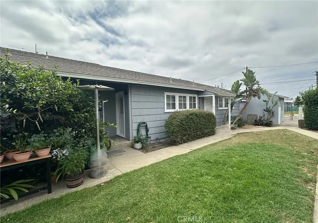 Photo 1 of Multi family home for sale at 1714 2nd, San Fernando, CA 91340 | MLS# SR26116315 | Listing updated on 2026-10-05