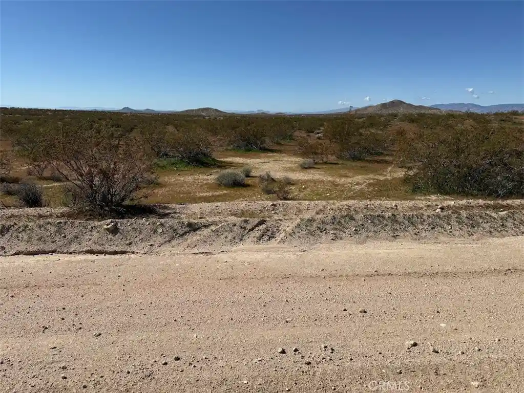 Photo 1 of Land for sale at 3186 686 Perkins Ave, California City, CA 93505 | MLS# AR26113873 | Listing updated on 2026-08-10