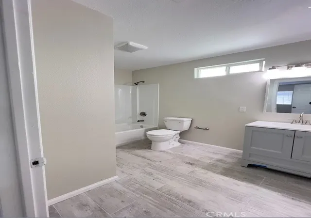 Listing Photo 4 - Condo for sale in building located at 1440 W Grand, Pomona, CA 91766