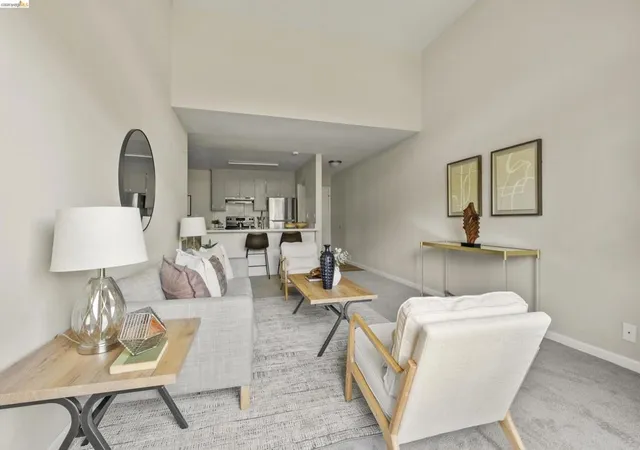 3rd image of 466 Crescent St #307, Oakland, CA 94610 | MLS# 41136492