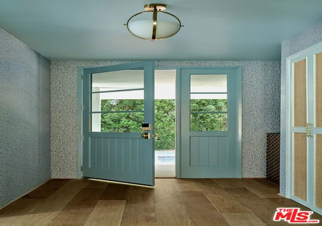 5th image of 2633 Mandeville Canyon Rd, Los Angeles, CA 90049 | MLS# 26839773