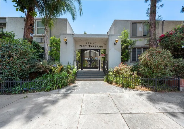 18th image of 18620 Hatteras St #169, Tarzana, CA 91356 | MLS# SR26115414