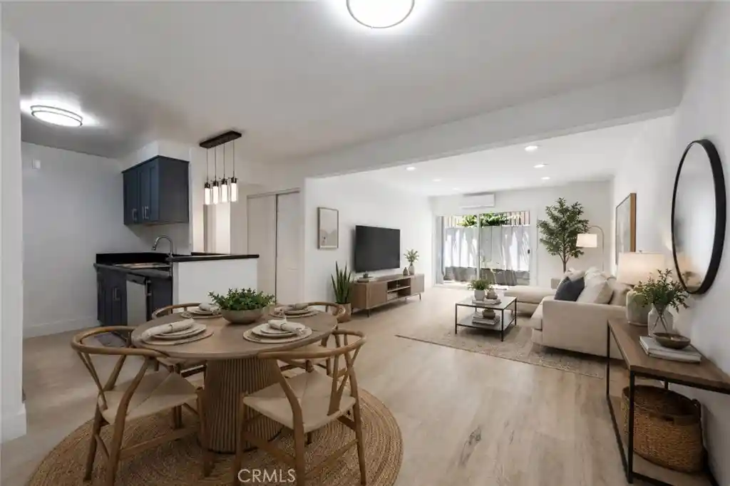 Condo for sale at 18620 Hatteras St #169, Tarzana, CA 91356 | MLS# SR26115414
