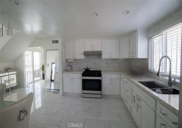 5th image of 19912 Claretta, Cerritos, CA 90703 | MLS# DW26116607
