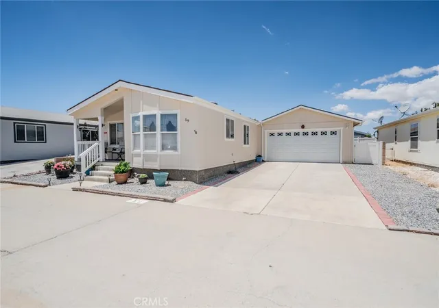 Photo 4 of Manufactured home for sale at 22241 Nisqually #59, Apple Valley, CA 92308 | MLS# DW26116850 | Listing updated on 2026-10-03