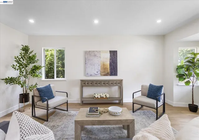 3rd image of 26095 Underwood Ave, Hayward, CA 94544 | MLS# 41136522