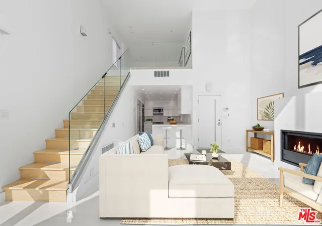 3rd image of 2419 Ocean Front Walk, Venice, CA 90291 | MLS# 26835607