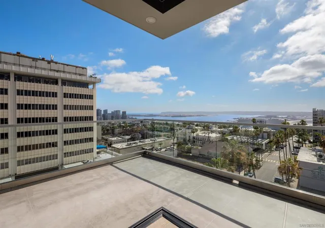 3rd image of 2604 5Th Ave, San Diego, CA 92103