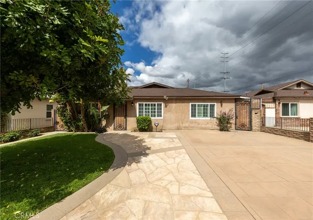 2nd image of 5563 N Fleetwell, Azusa, CA 91702 | MLS# CV26117004