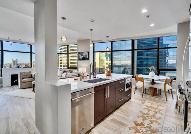 4th image of 700 W E St #2404, San Diego, CA 92101 | MLS# 260013093SD